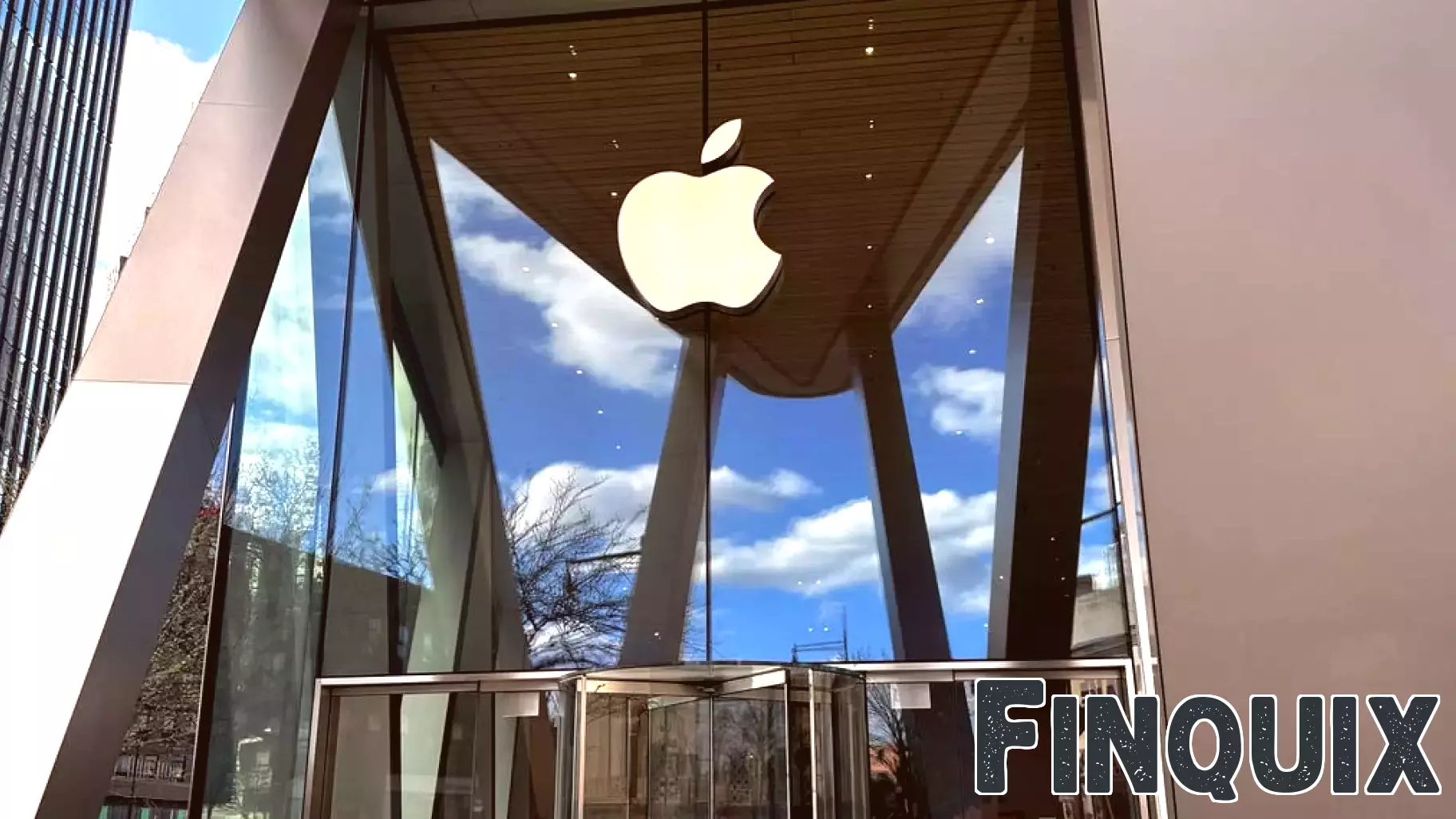 Early iPhone Upgrades Surge Amid Tariff Concerns