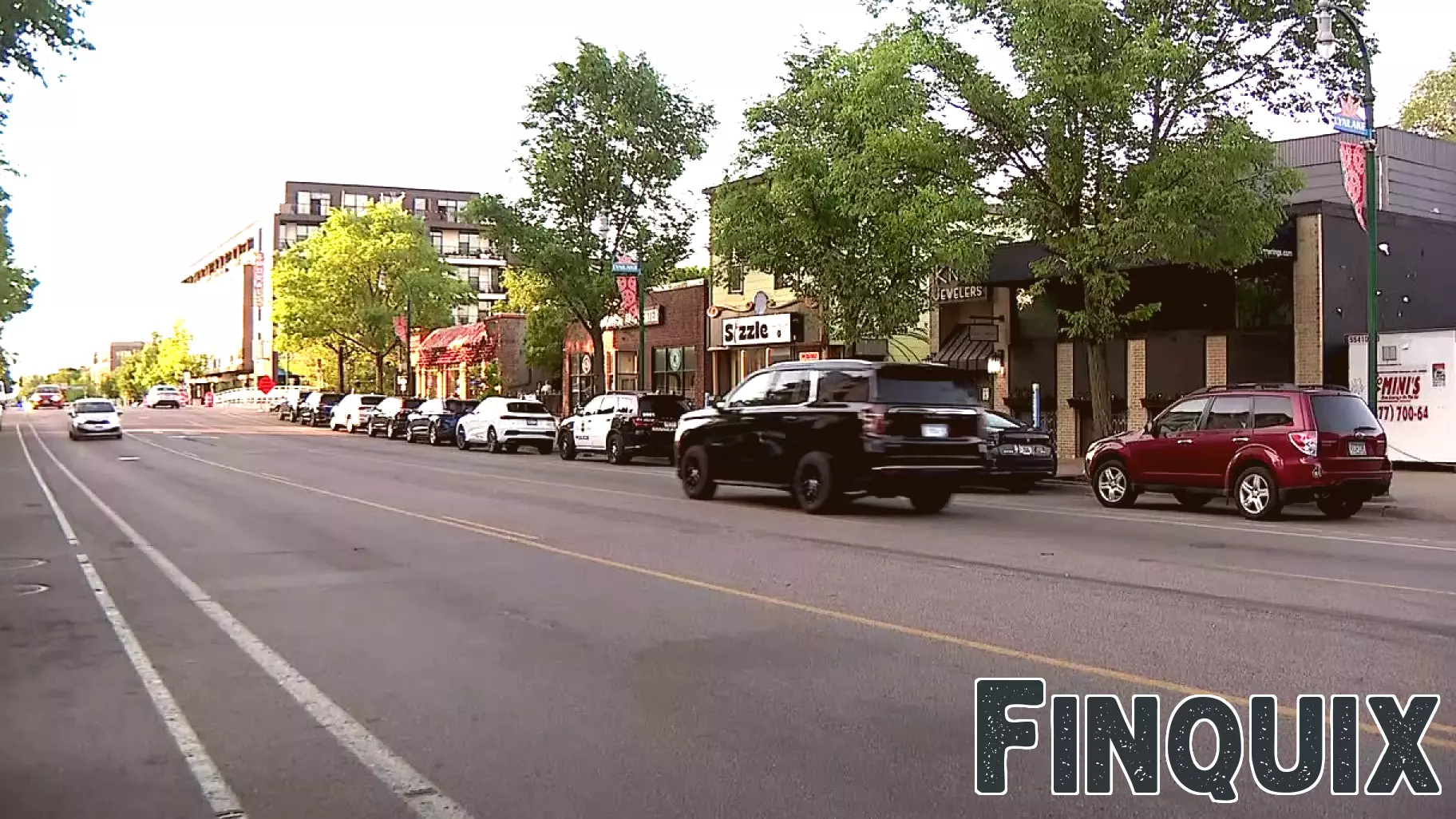 Lyndale Avenue South redesign debate: Uptown business owners clash with bicyclists over parking