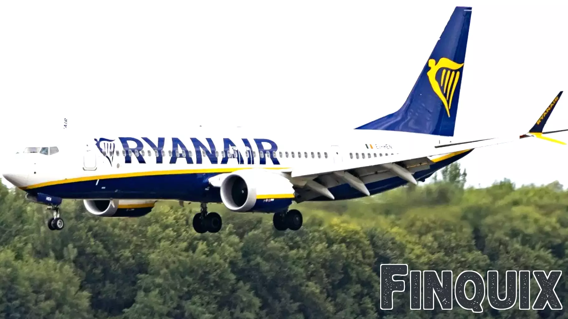 Ryanair 'reluctantly' ends mandatory fees for parents to sit with children amid investigation