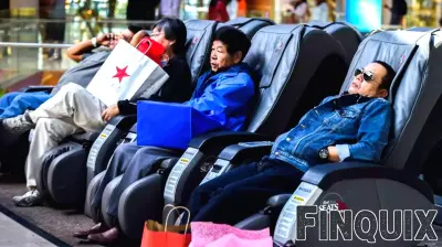 Holiday Spending on the Rise Among Gen Z and Baby Boomers